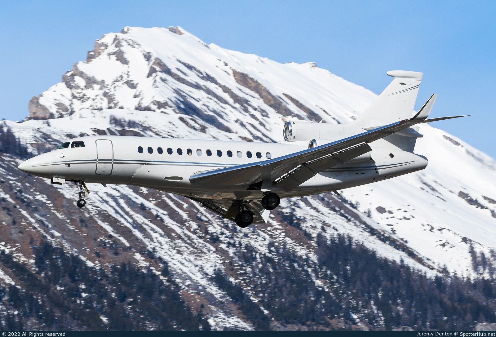 Photo of F-HSAS - Dassault Falcon 7X operated by Global Jet Luxembourg