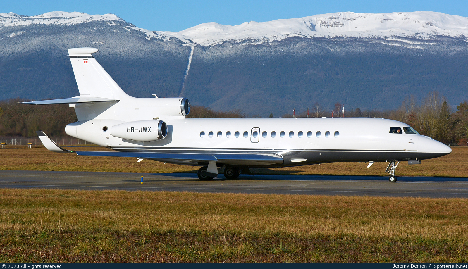 Photo of HB-JWX - Dassault Falcon 8X operated by Albinati Aeronautics
