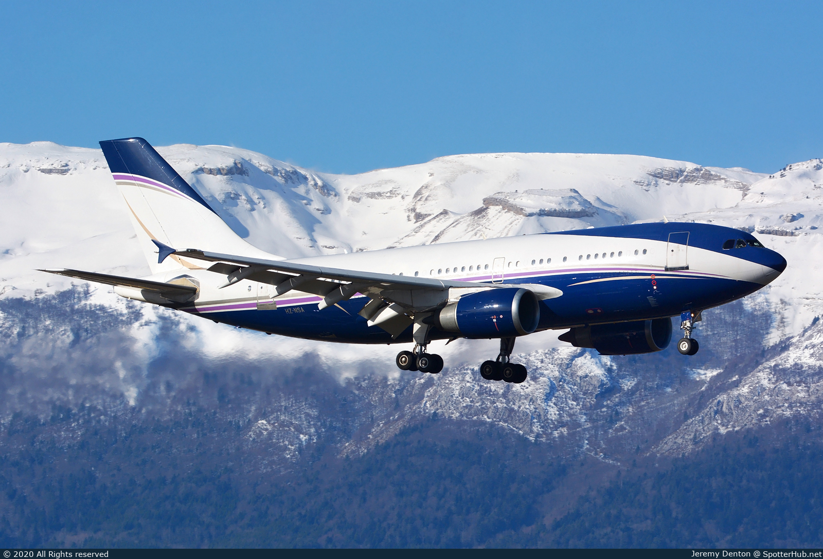 Photo of HZ-NSA - Airbus A310-304 operated by Al-Atheer Aviation