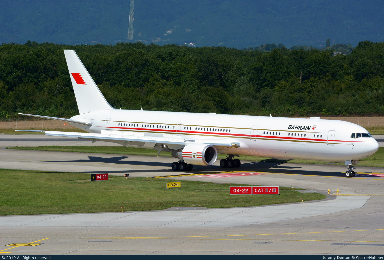 Photo of A9C-HMH - Boeing 767-4FS(ER) operated by Bahrain Royal Flight