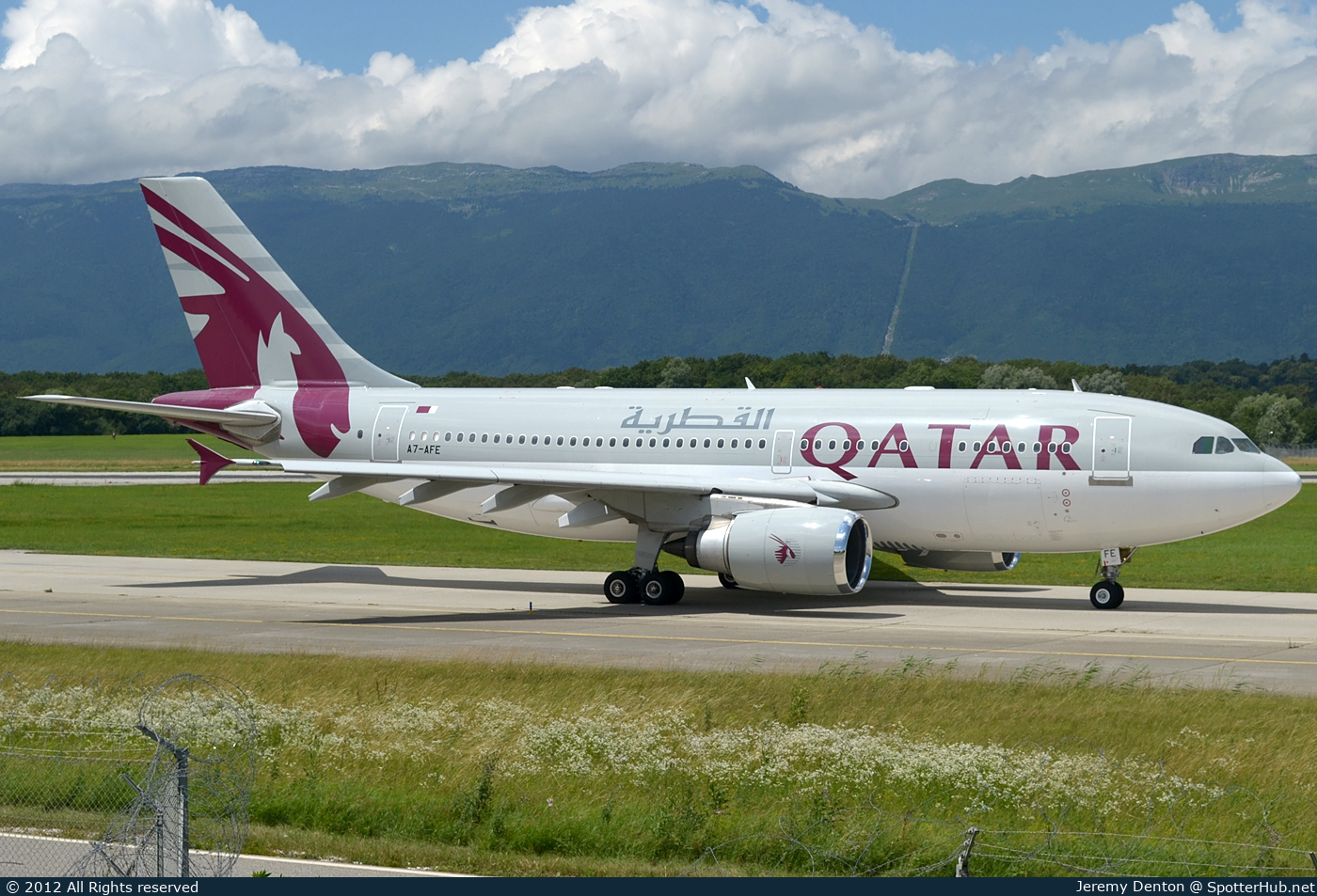 Photo of A7-AFE - Airbus A310-308 operated by Qatar Amiri Flight