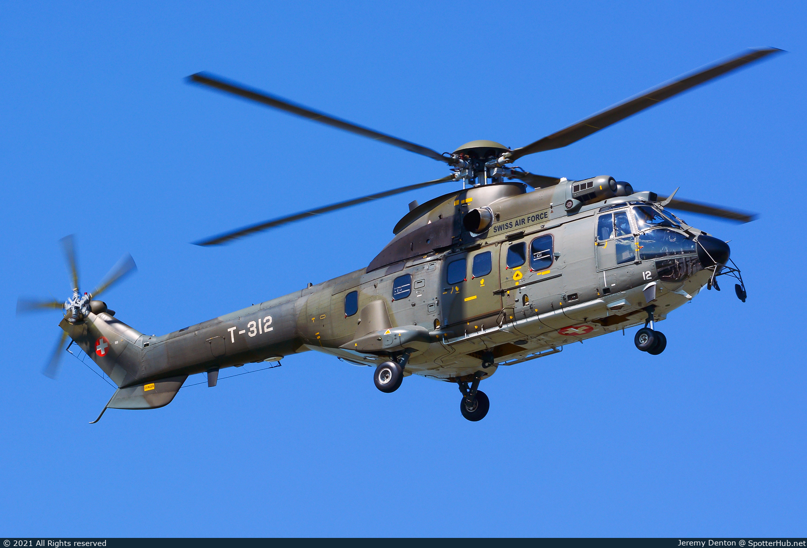 Photo of T-312 - Aérospatiale AS332M1 Super Puma operated by Swiss Air Force