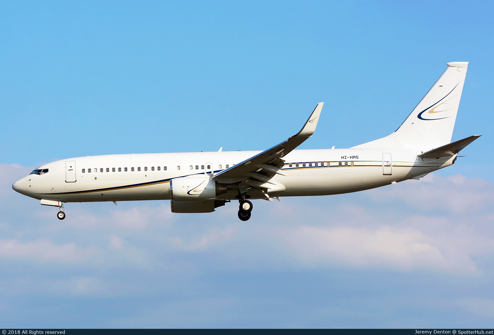 Photo of HZ-HR5 - Boeing 737-8AN(BBJ2) operated by Saudi Oger