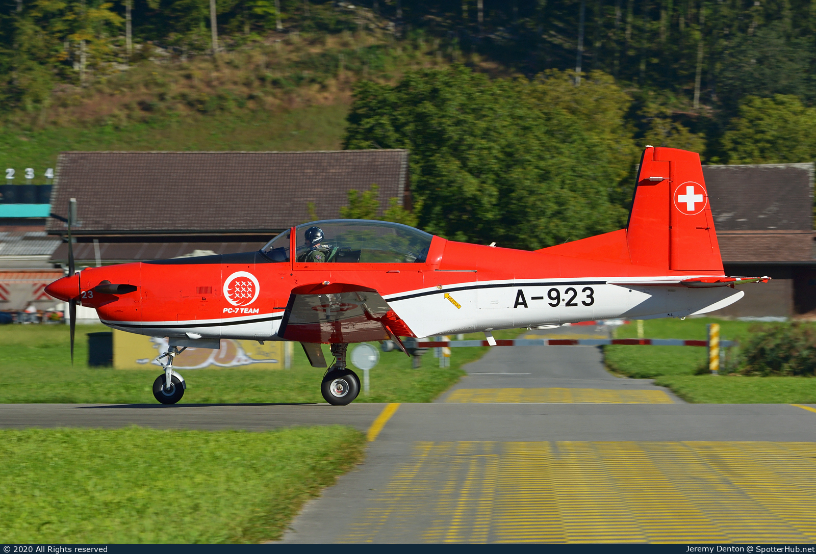 Photo of A-923 - Pilatus PC-7 operated by Swiss Air Force