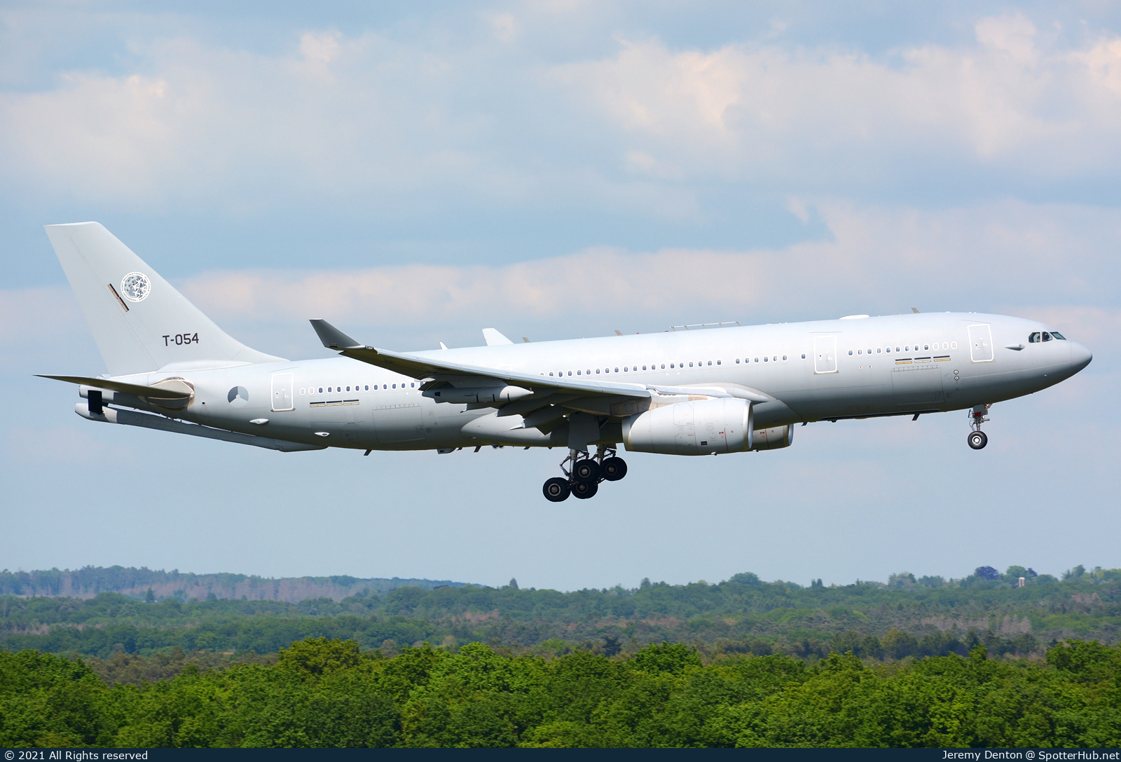 Photo of T-054 - Airbus KC-30M operated by Royal Netherlands Air Force