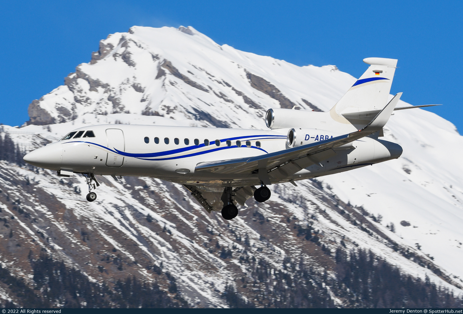 Photo of D-ABBA - Dassault Falcon 900LX operated by Eagle Aviation
