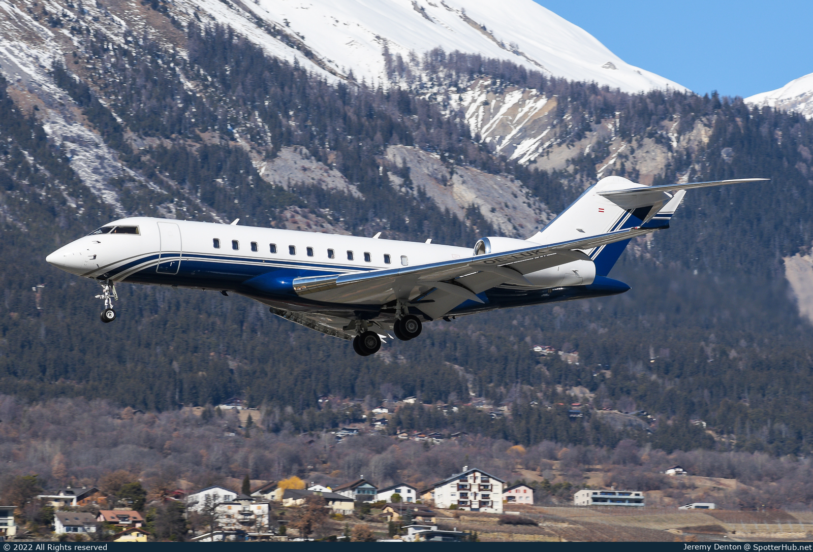 Photo of OE-LUK - Bombardier Global 5000 operated by MS Aviation