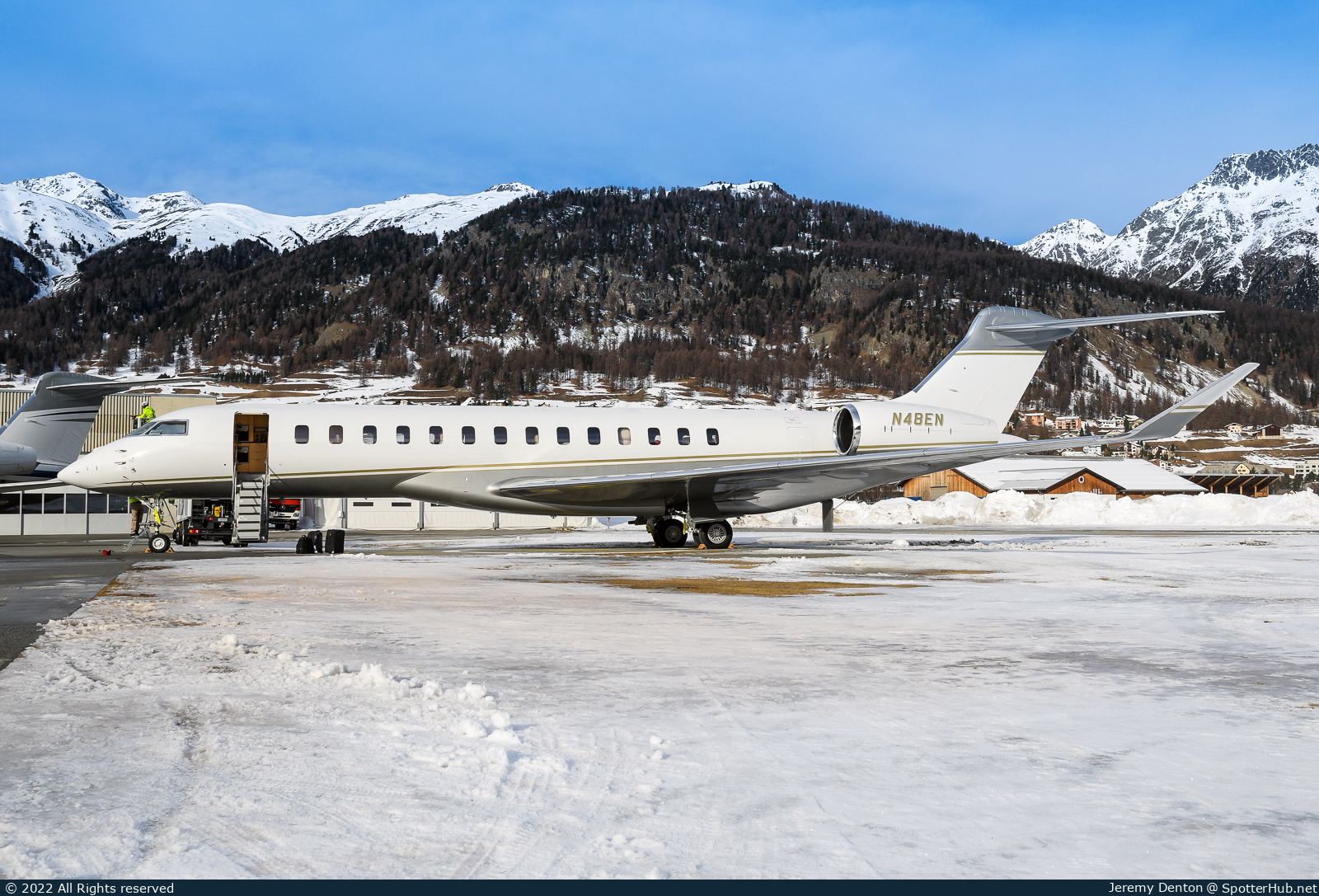 Photo of N48EN - Bombardier Global 7500 operated by Solairus Aviation
