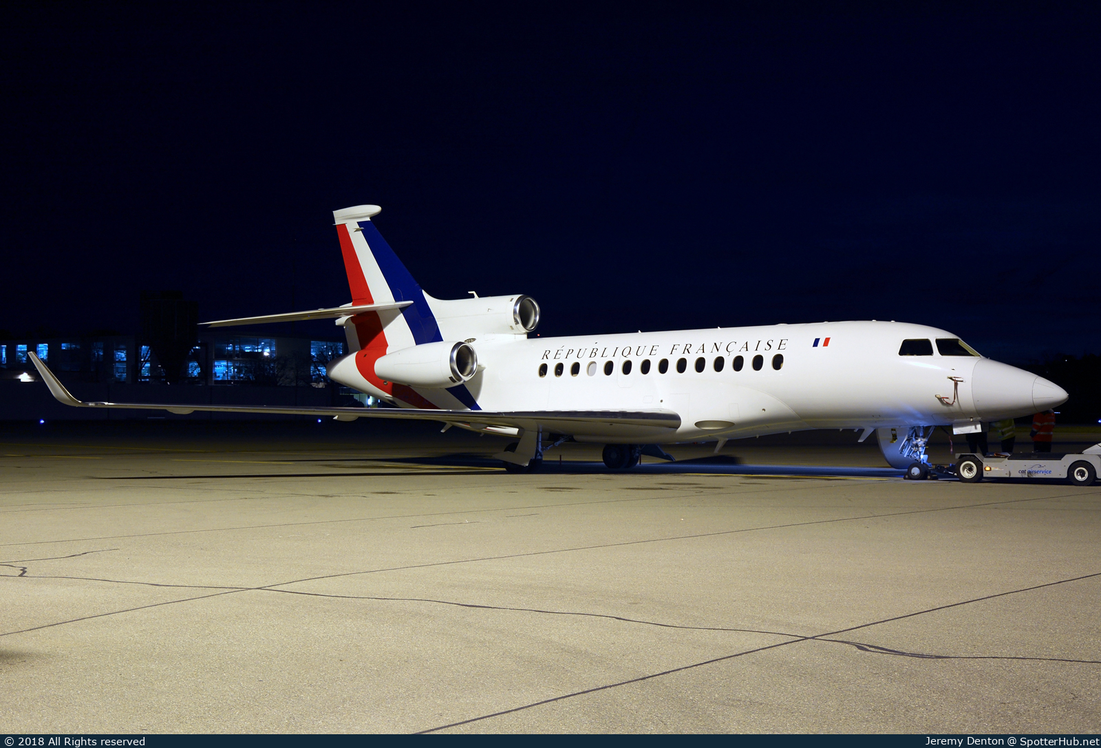 Photo of F-RAFB - Dassault Falcon 7X operated by Government of France