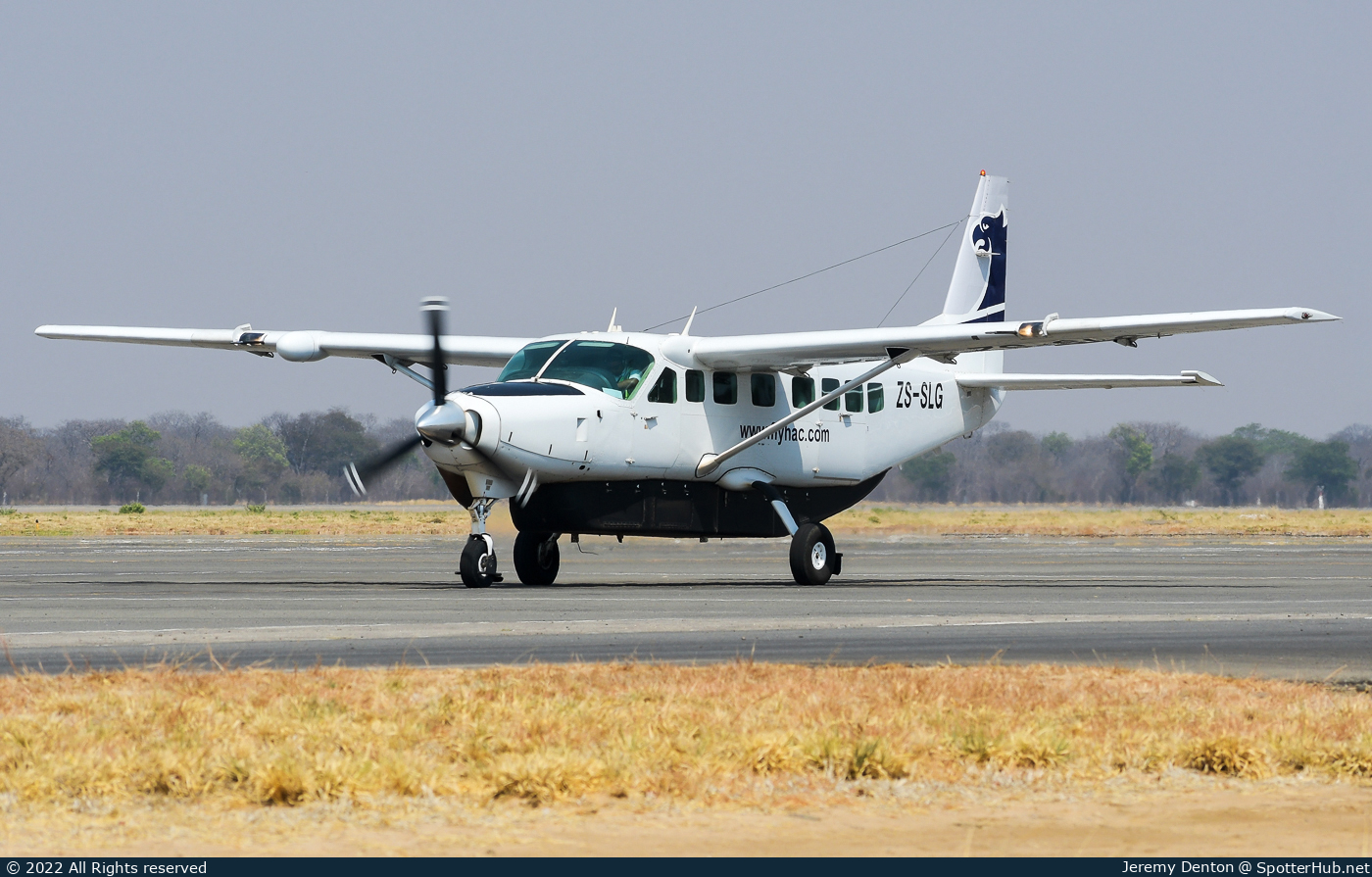Photo of ZS-SLG - Cessna 208B Grand Caravan operated by Halsteds Aviation Corp.