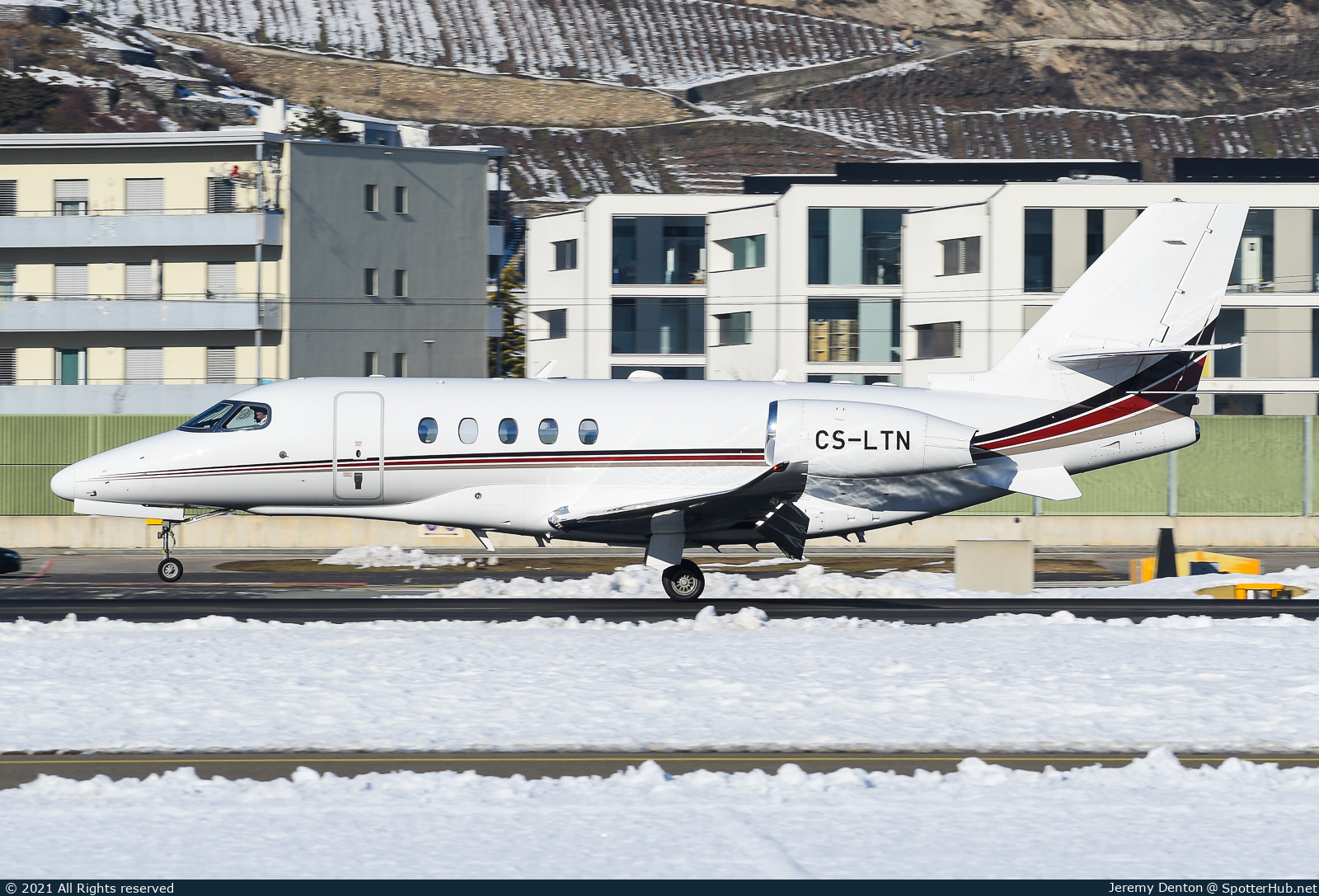 Photo of CS-LTN - Cessna 680A Citation Latitude operated by NetJets Europe