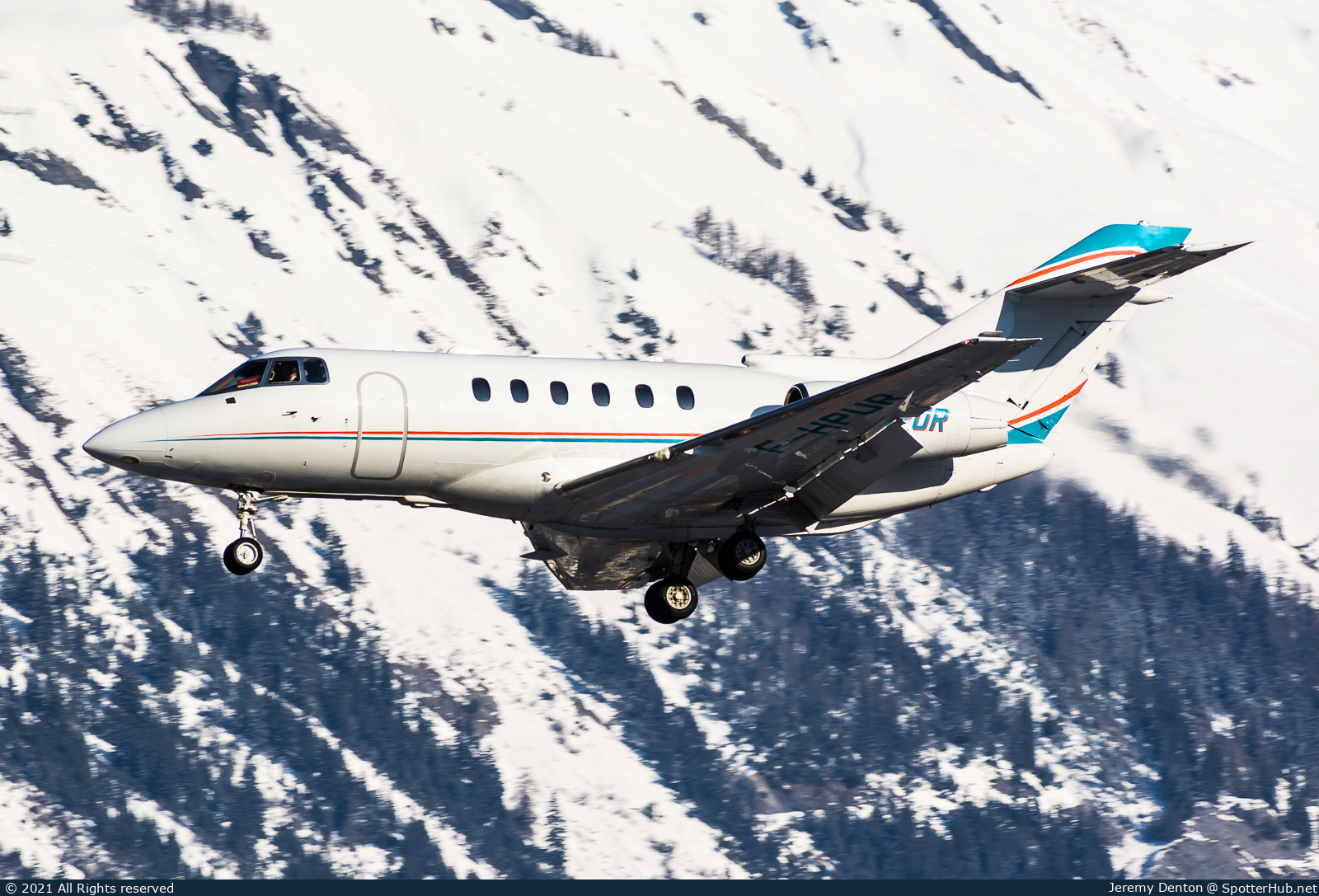 Photo of F-HPUR - Hawker Beechcraft 800XP operated by Valljet