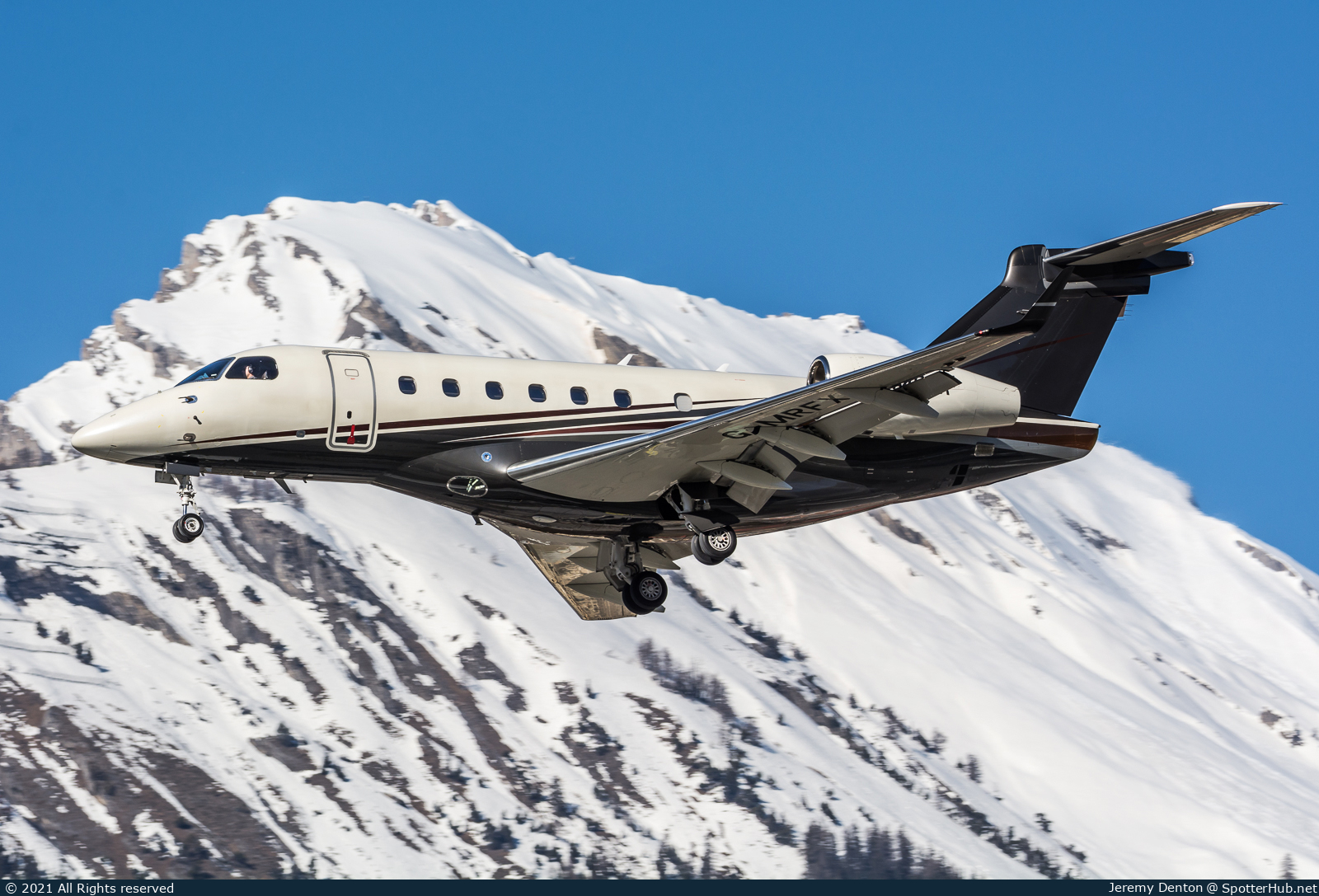 Photo of G-MRFX - Embraer Legacy 500 operated by Flexjet
