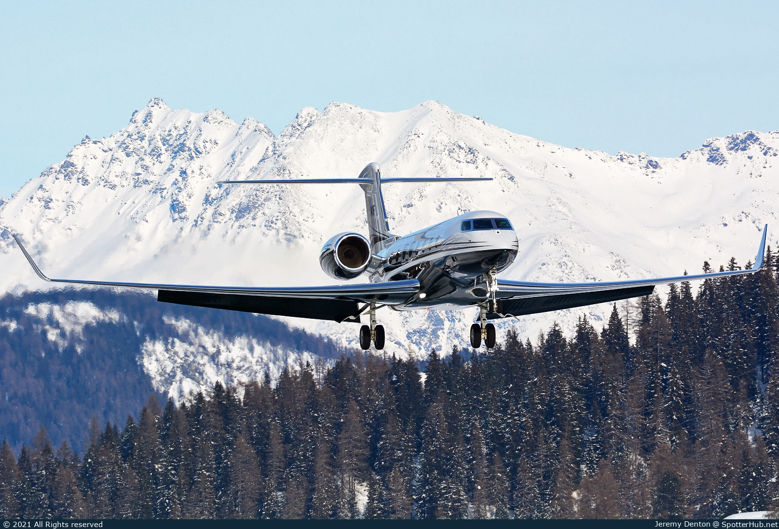Photo of N1F - Gulfstream G650 operated by Toyota