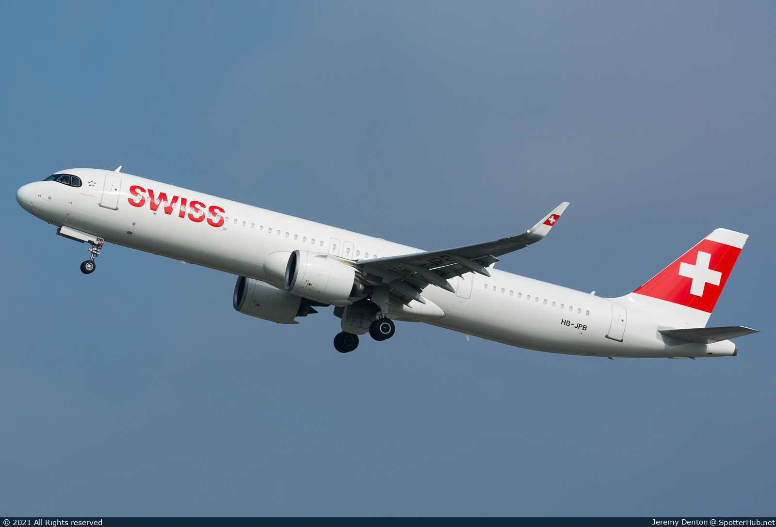 Photo of HB-JPB - Airbus A321-271NX operated by Swiss International Air Lines