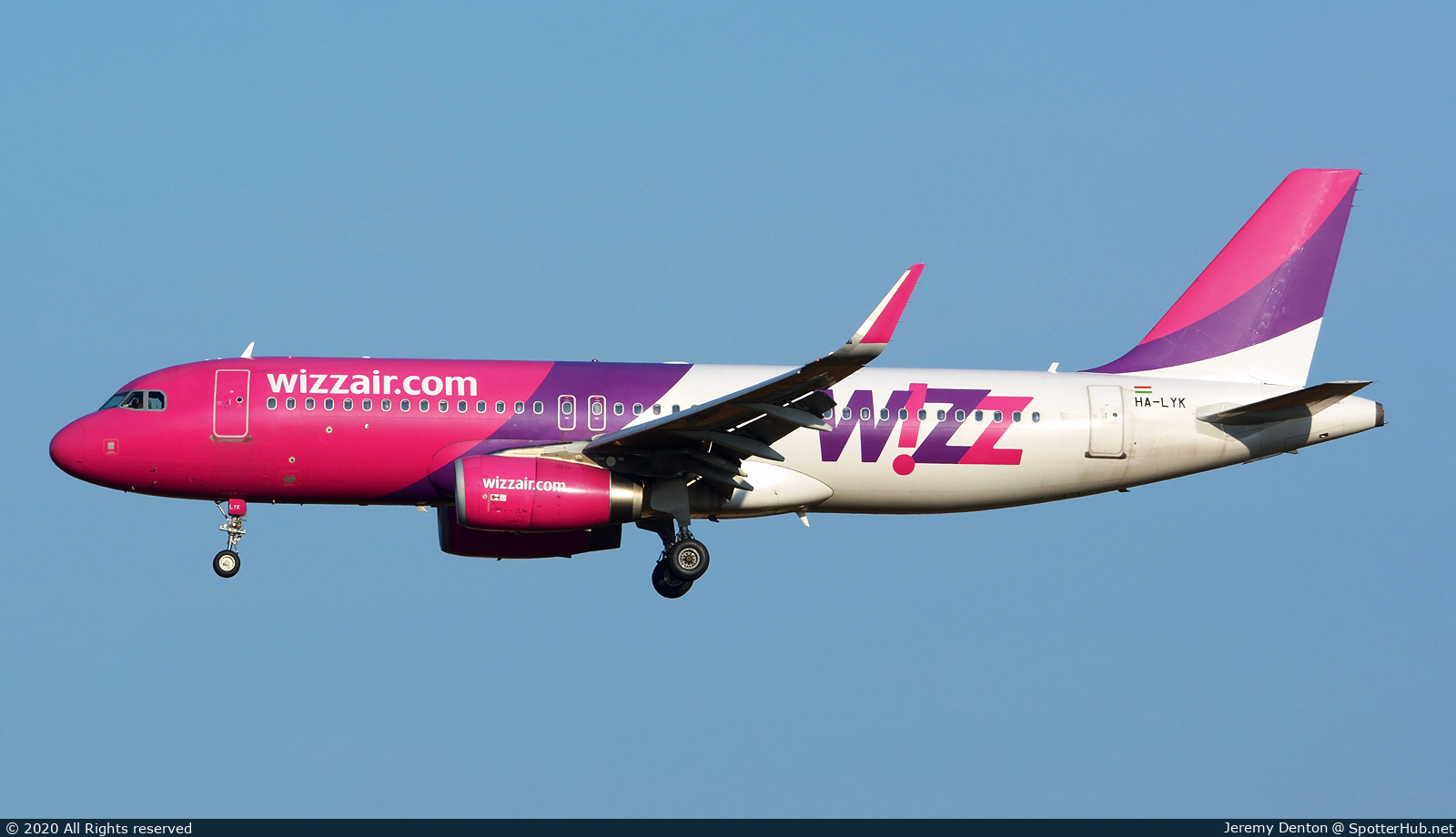 Photo of HA-LYK - Airbus A320-232 operated by Wizz Air