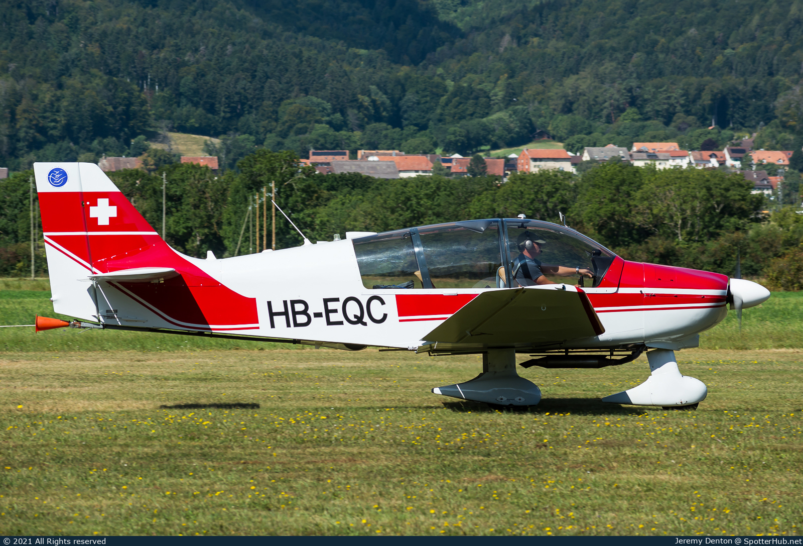 Photo of HB-EQC - Robin DR400/180R Remorqueur operated by Groupe Vaudois de Vol à Voile de Montricher