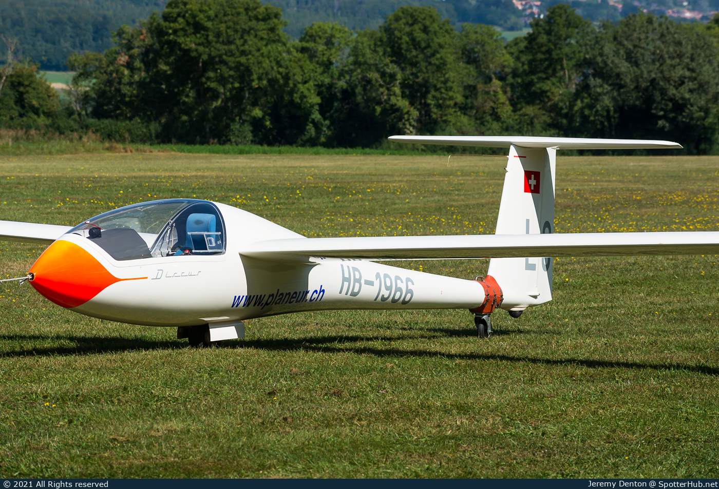 Photo of HB-1966 - Schempp-Hirth Discus b operated by Groupe Vaudois de Vol à Voile de Montricher