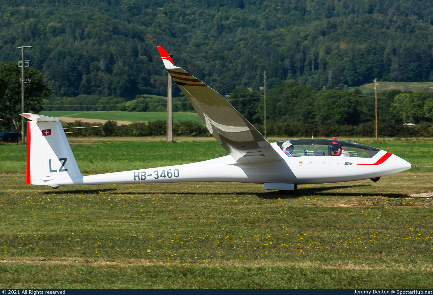 Photo of HB-3460 - Schempp-Hirth Duo Discus XL operated by Groupe Vaudois de Vol à Voile de Montricher