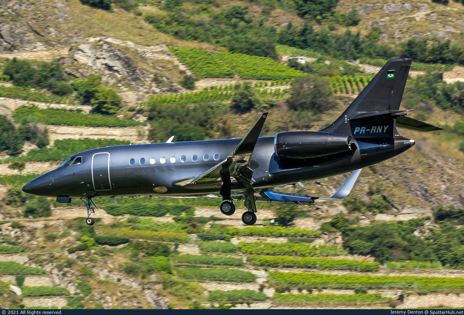 Photo of PR-RNY - Dassault Falcon 2000LX operated by Private