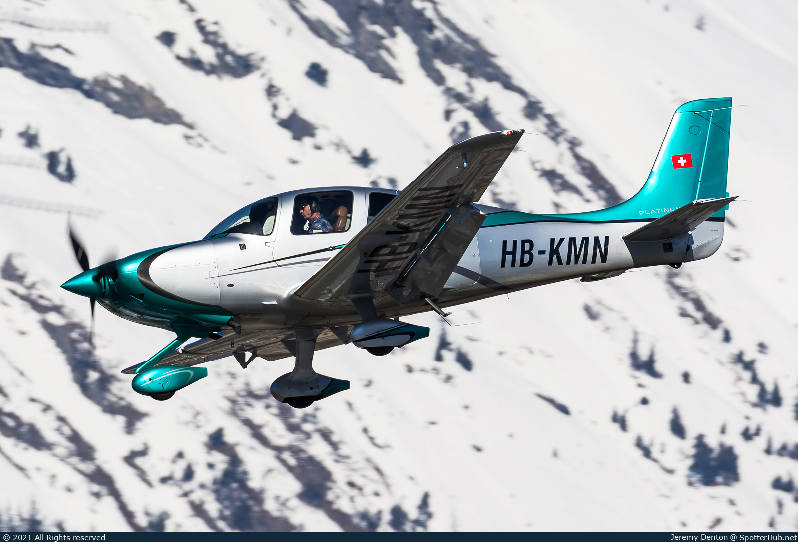 Photo of HB-KMN - Cirrus SR22T G5 operated by Kreutzer Aviation Services