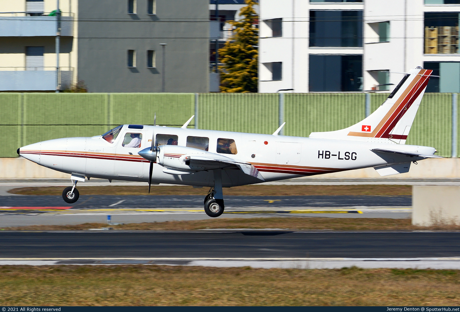 Photo of HB-LSG - Piper PA-60-602P Aerostar operated by Private