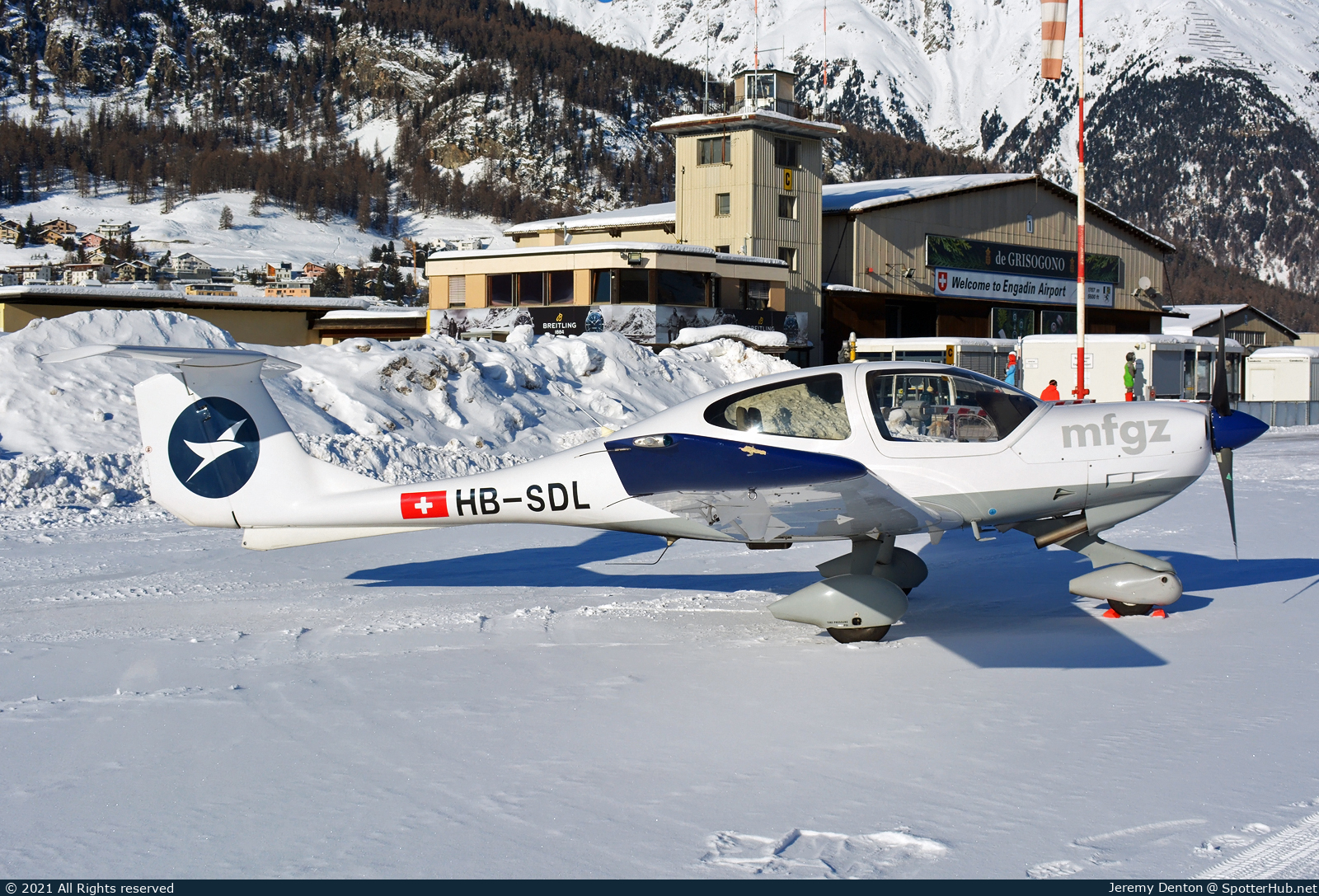 Photo of HB-SDL - Diamond DA40 Diamond Star TDI operated by Motorfluggruppe Zürich