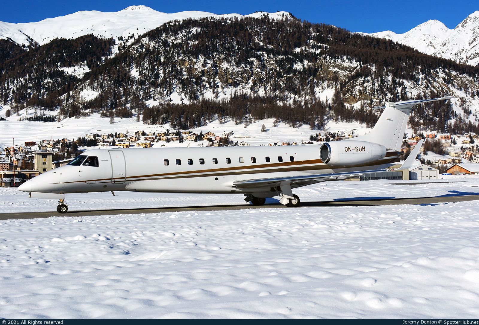 Photo of OK-SUN - Embraer Legacy 600 operated by ABS Jets