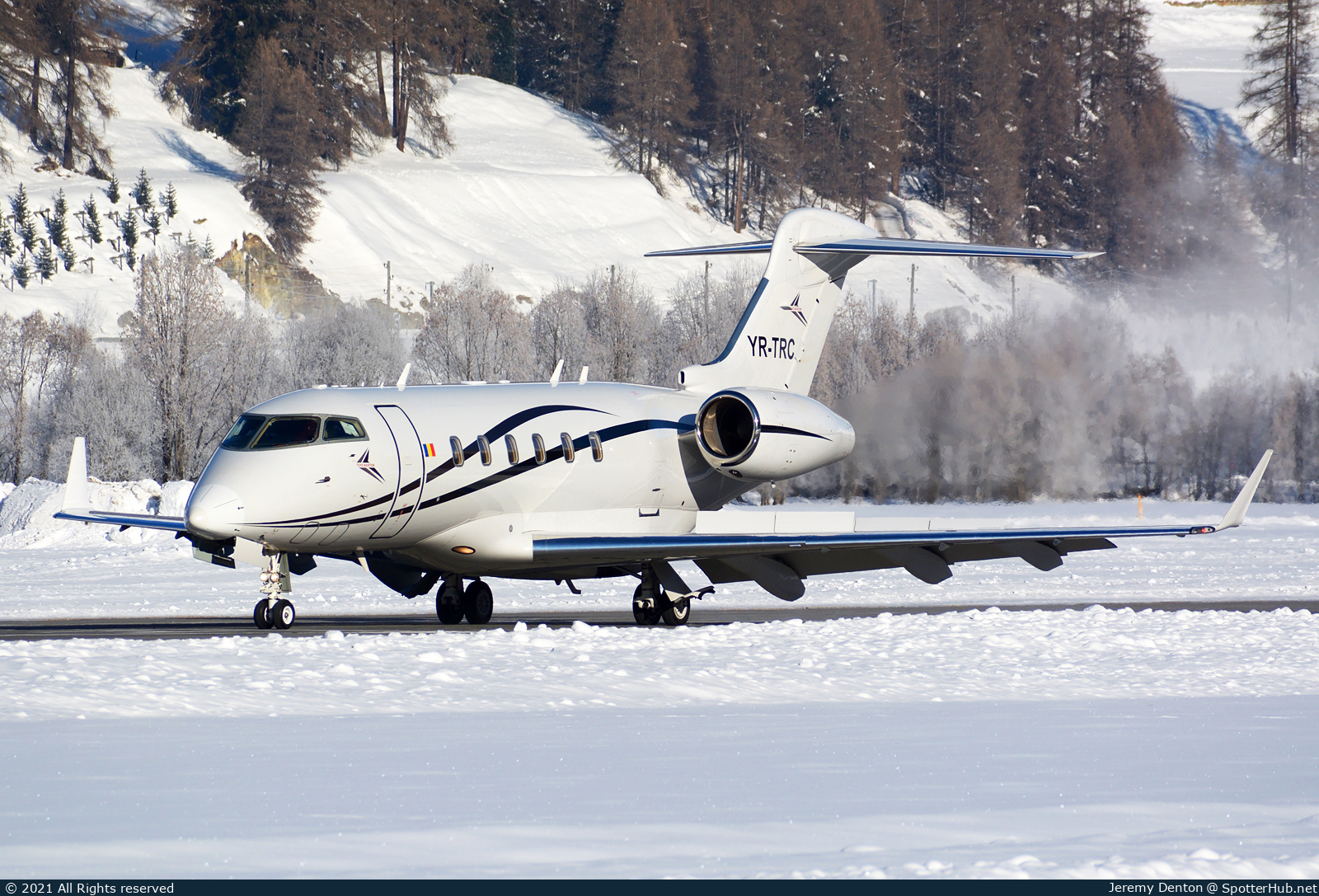 Photo of YR-TRC - Bombardier Challenger 300 operated by Toyo Aviation