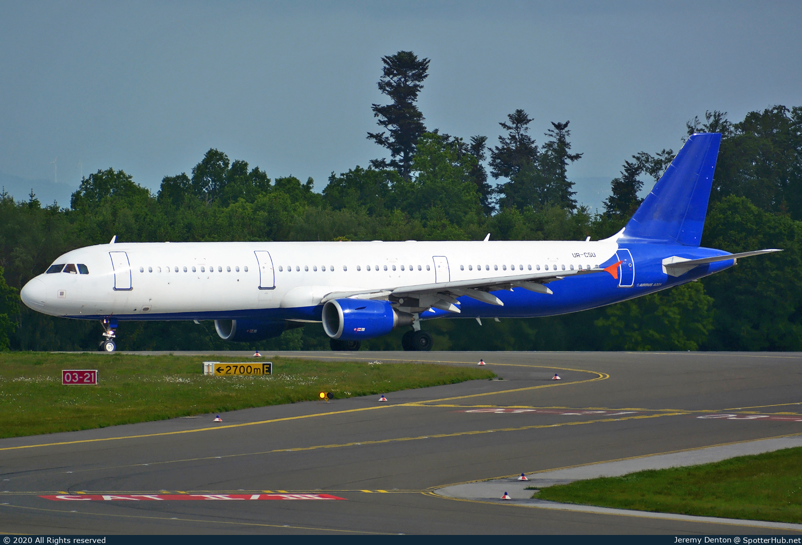 Photo of UR-CSU - Airbus A321-211 operated by Anda Air