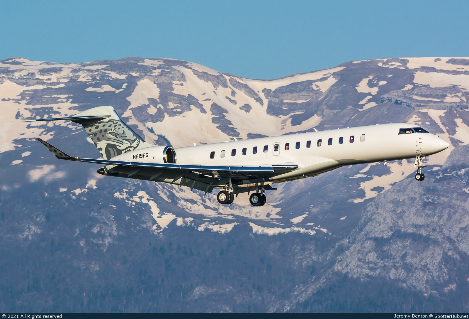 Photo of N919FG - Bombardier Global 7500 operated by Flightstar Corp.