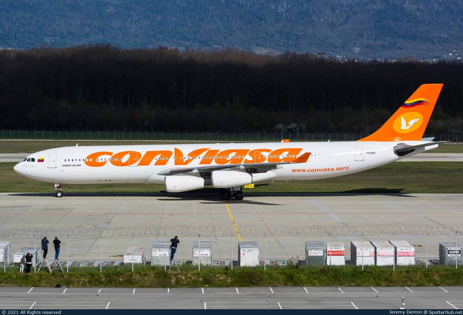 Photo of YV3507 - Airbus A340-313 operated by Conviasa