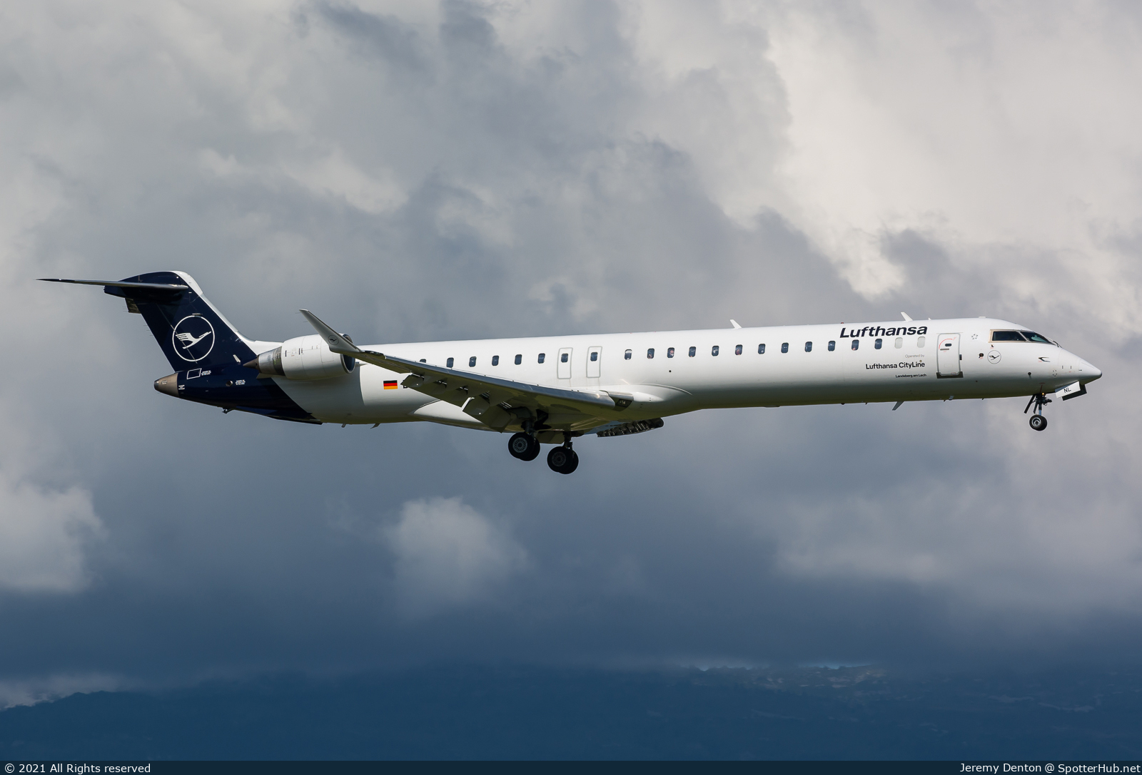 Photo of D-ACNL - Bombardier CRJ-900LR operated by Lufthansa CityLine