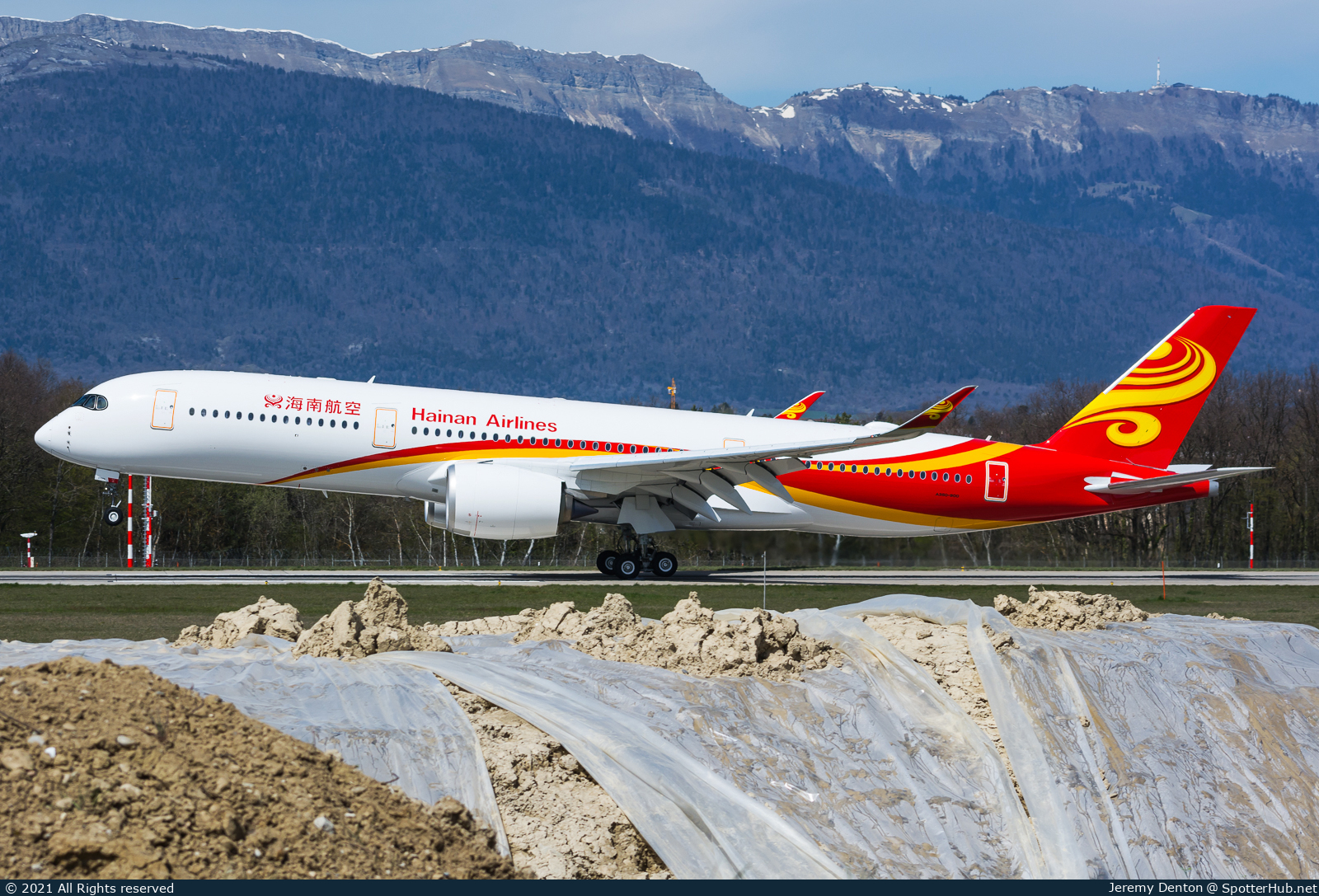 Photo of F-WXAN - Airbus A350-941 operated by Hainan Airlines