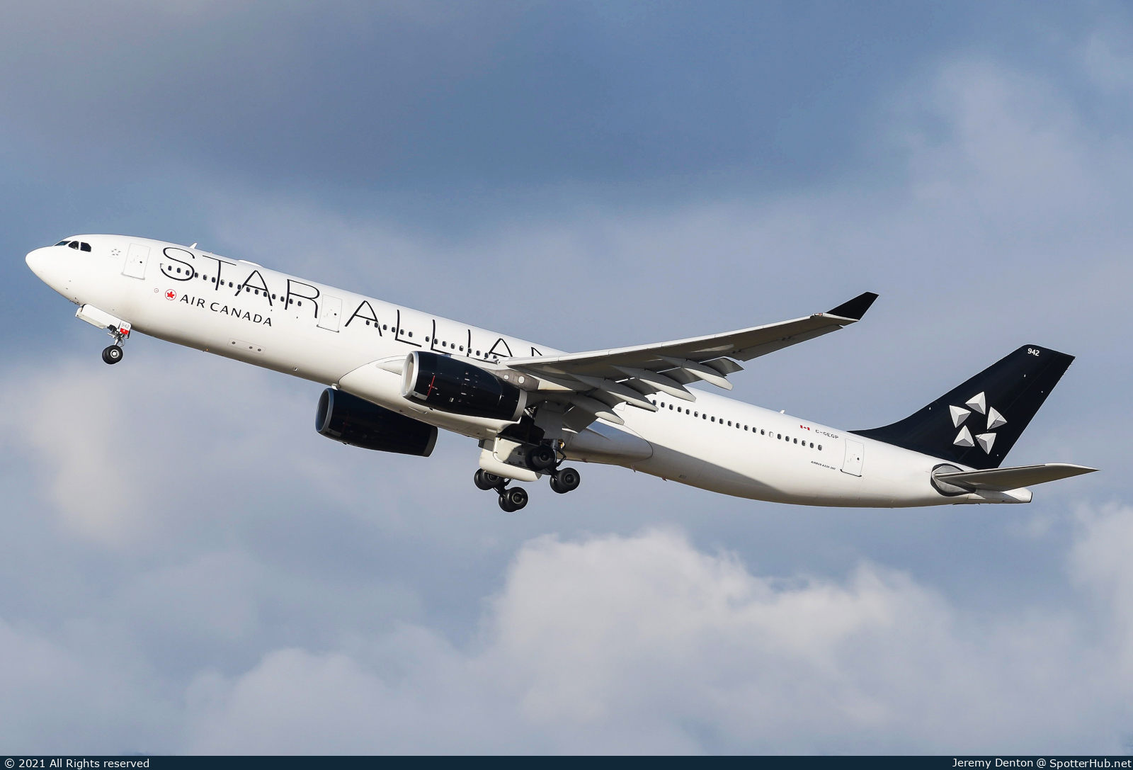 Photo of C-GEGP - Airbus A330-343 operated by Air Canada