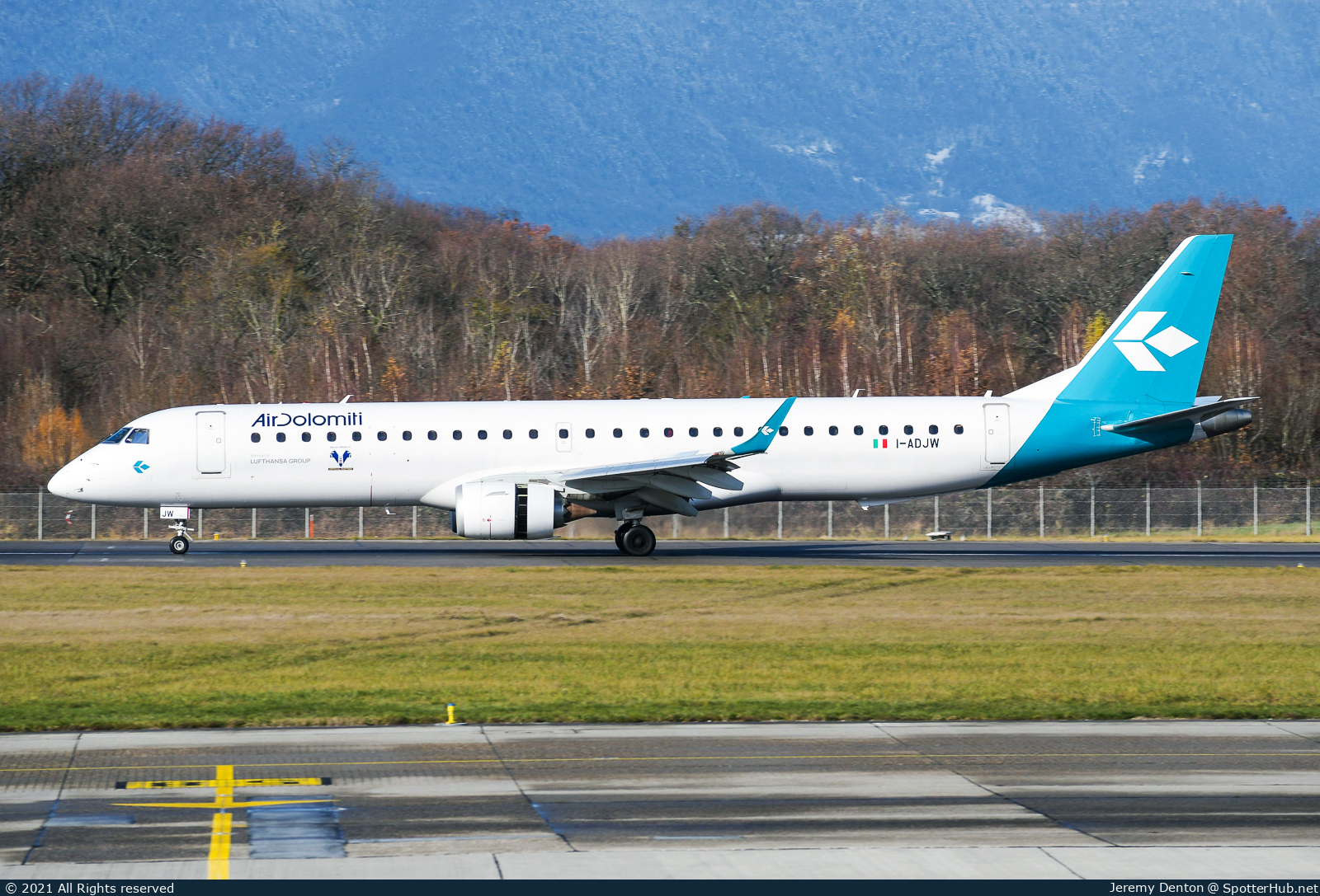 Photo of I-ADJW - Embraer ERJ-195LR operated by Air Dolomiti