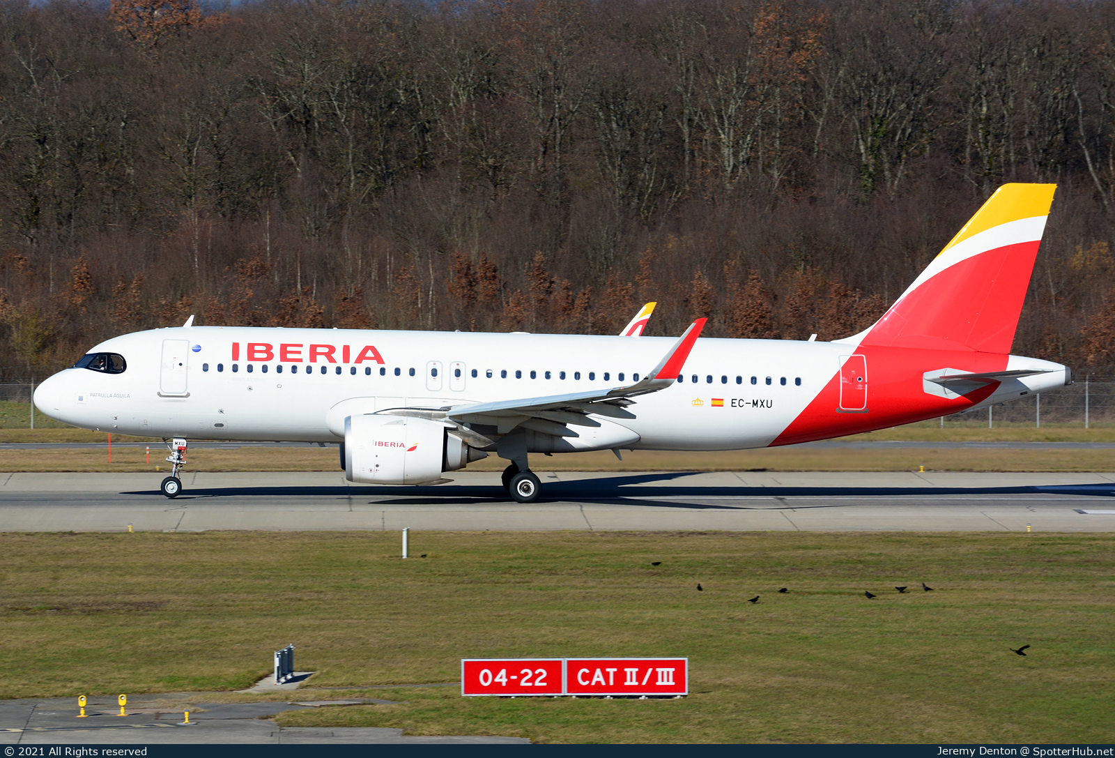Photo of EC-MXU - Airbus A320-251N operated by Iberia