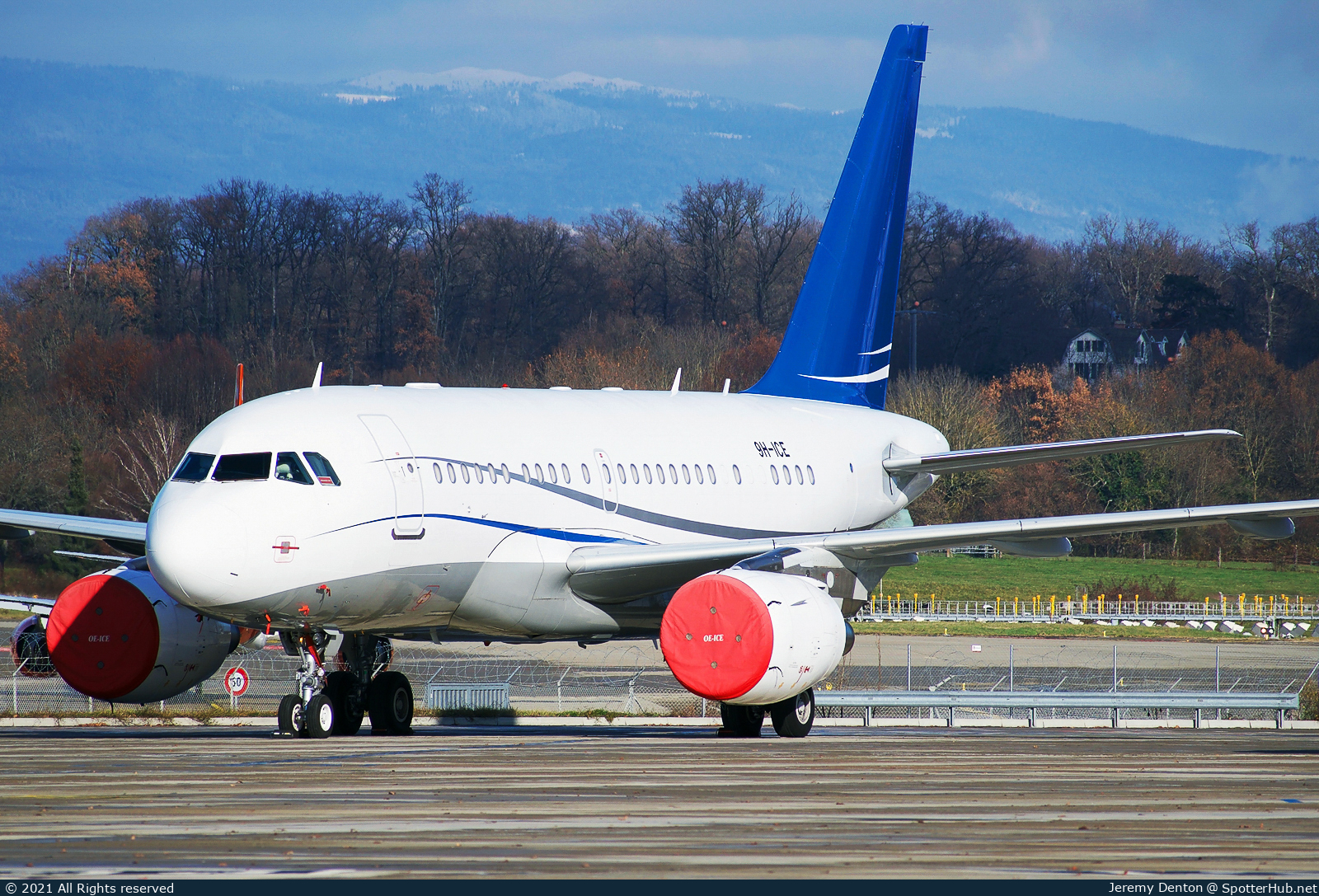 Photo of 9H-ICE - Airbus A318-112(CJ) Elite operated by DC Aviation Malta