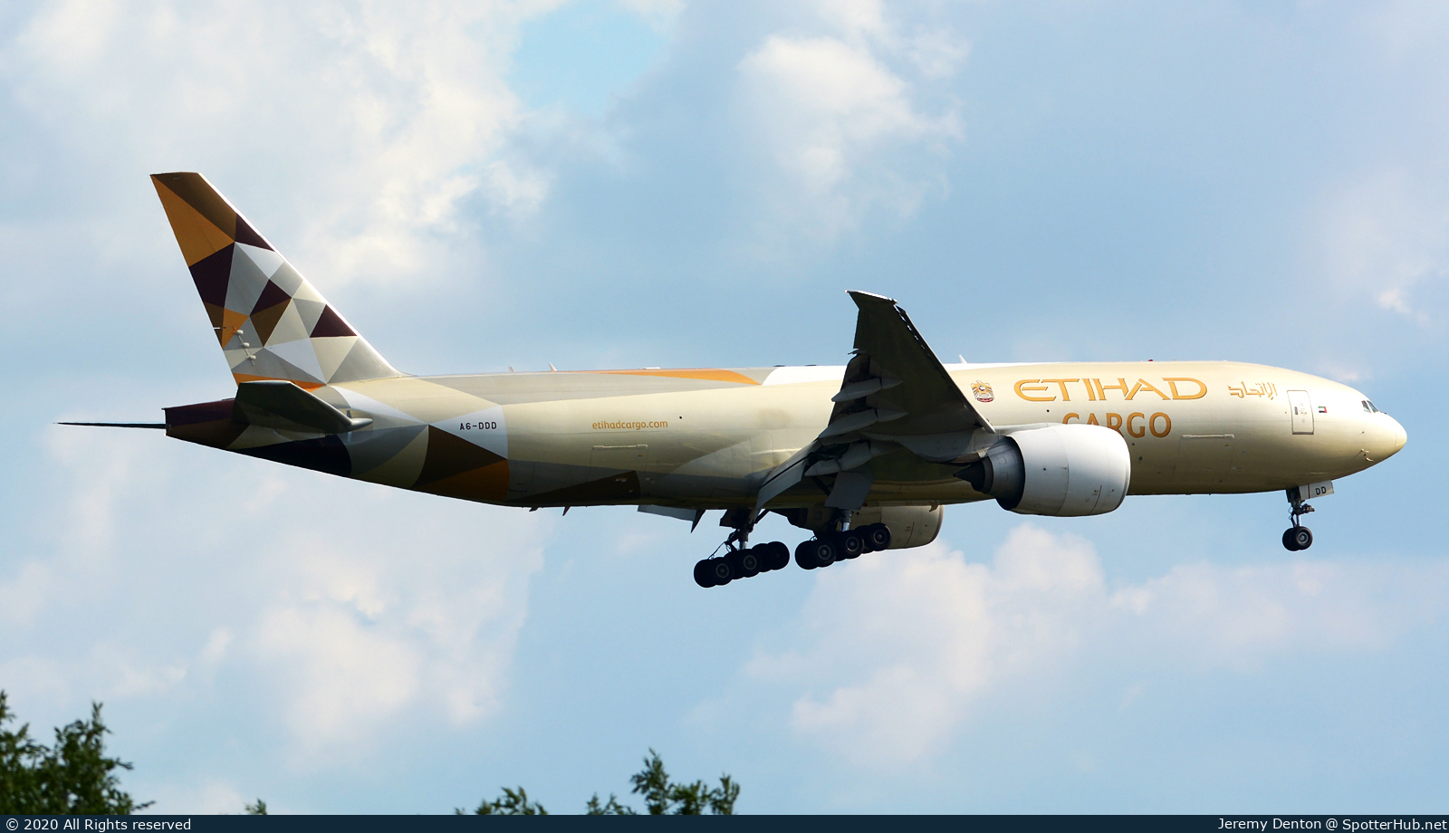 Photo of A6-DDD - Boeing 777-FFX operated by Etihad Cargo