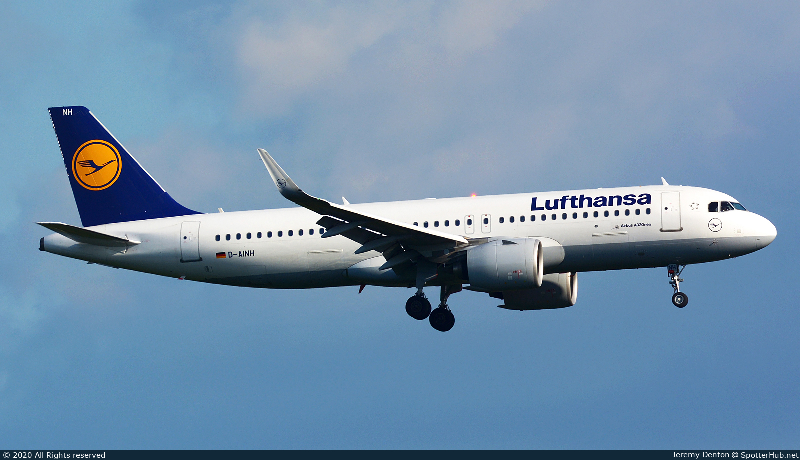 Photo of D-AINH - Airbus A320-271N operated by Lufthansa