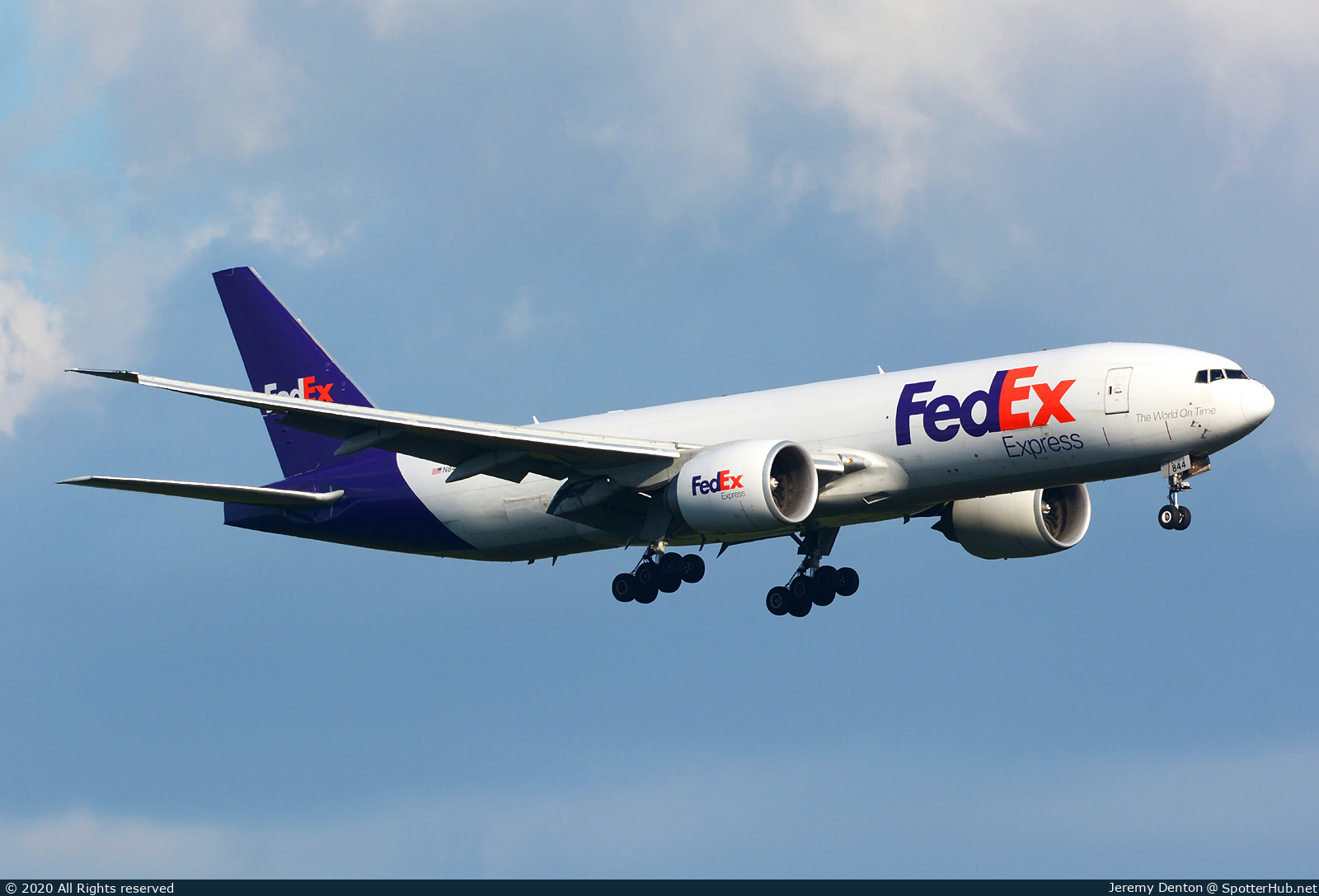 Photo of N844FD - Boeing 777-FHT operated by FedEx