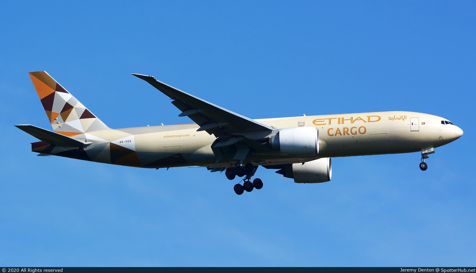 Photo of A6-DDE - Boeing 777-FFX operated by Etihad Cargo