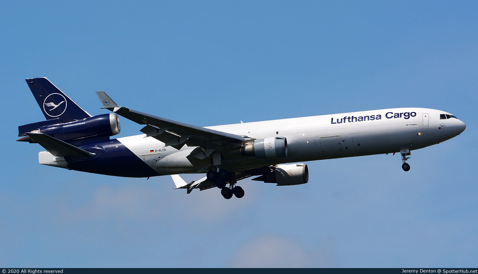 Photo of D-ALCD - McDonnell Douglas MD-11(F) operated by Lufthansa Cargo