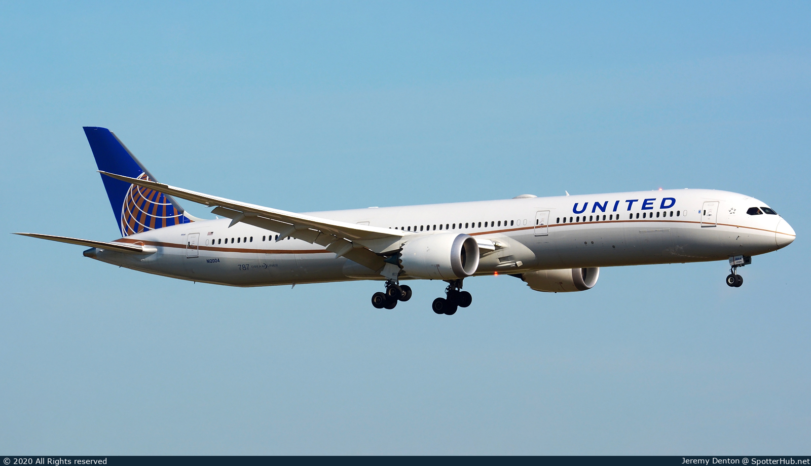Photo of N12004 - Boeing 787-10 Dreamliner operated by United Airlines