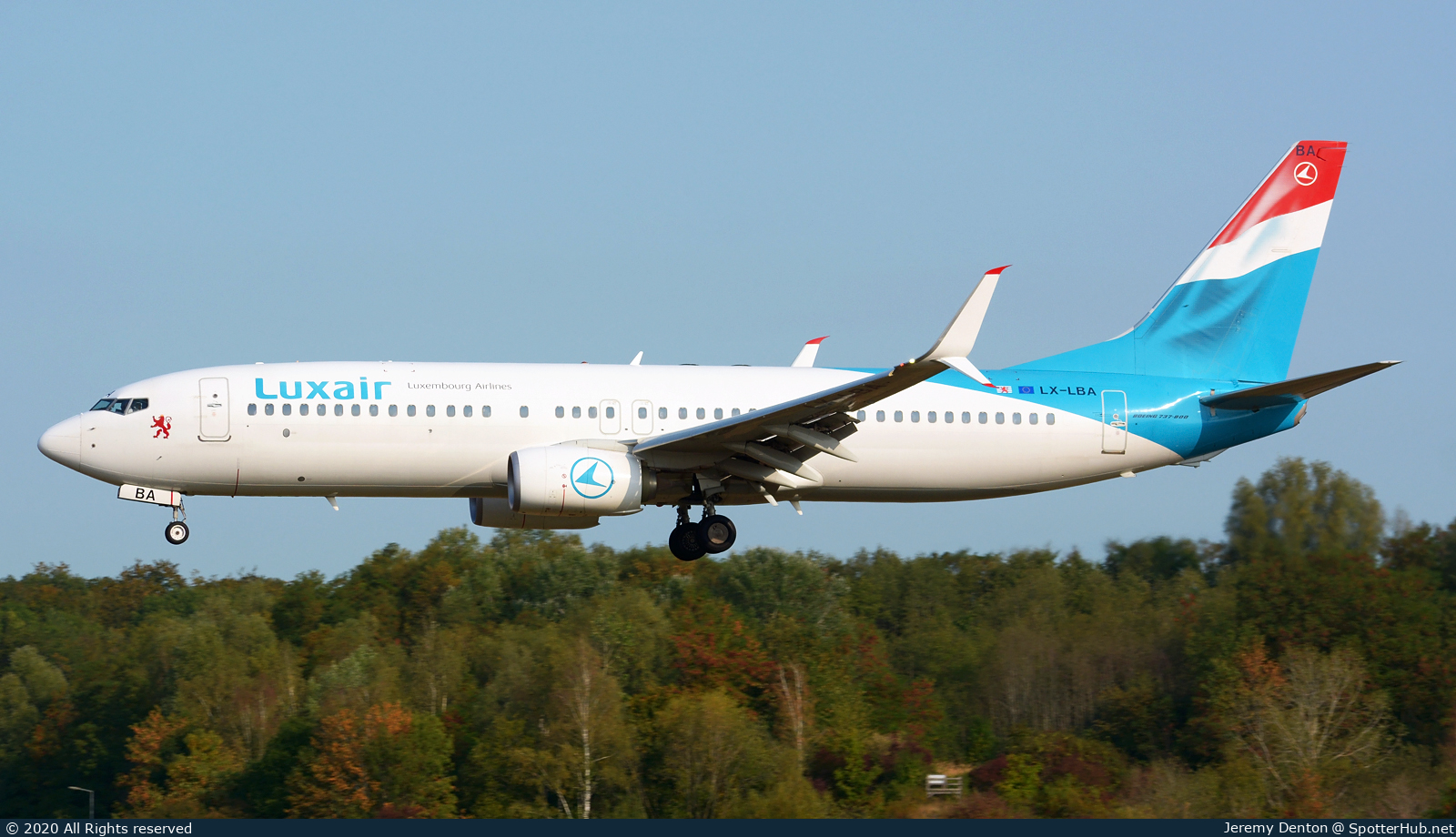 Photo of LX-LBA - Boeing 737-8C9 operated by Luxair