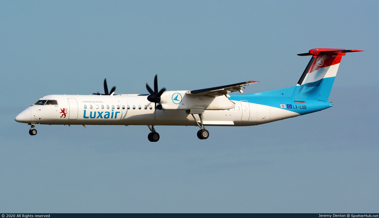 Photo of LX-LQD - Bombardier DHC-8-402 Dash 8 Q400 operated by Luxair