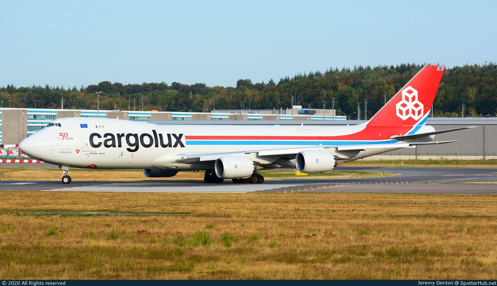 Photo of LX-VCK - Boeing 747-8R7F operated by Cargolux