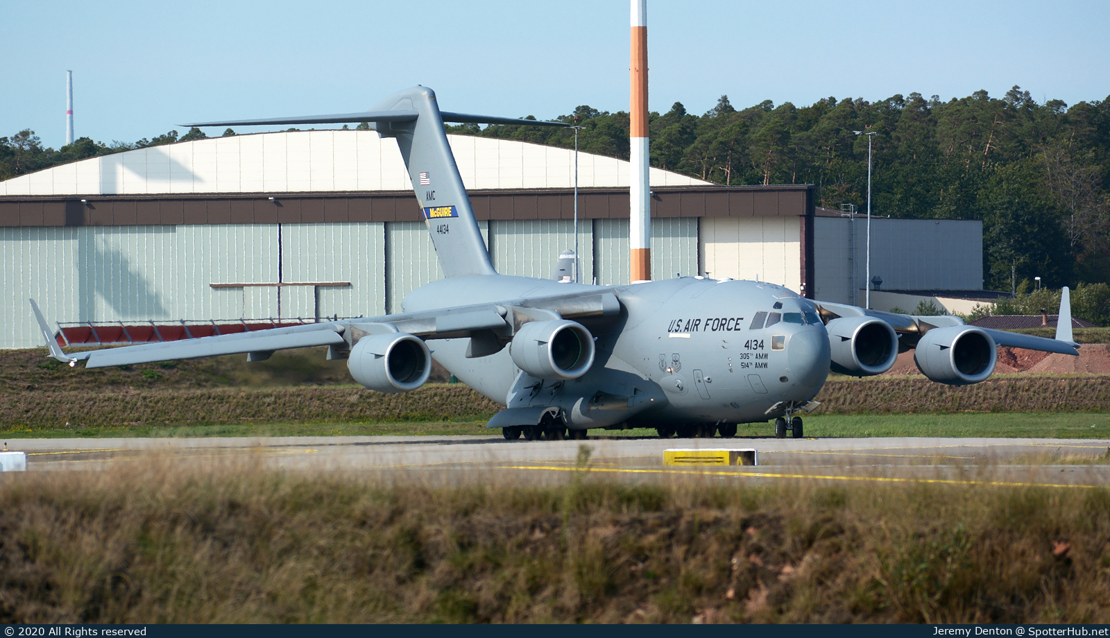 Photo of 04-4134 - Boeing C-17A Globemaster III operated by US Air Force
