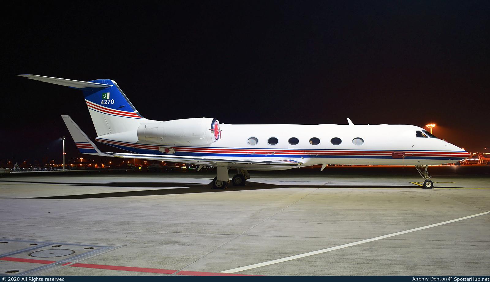 Photo of 4270 - Gulfstream GIV-X (G450) operated by Pakistan Army