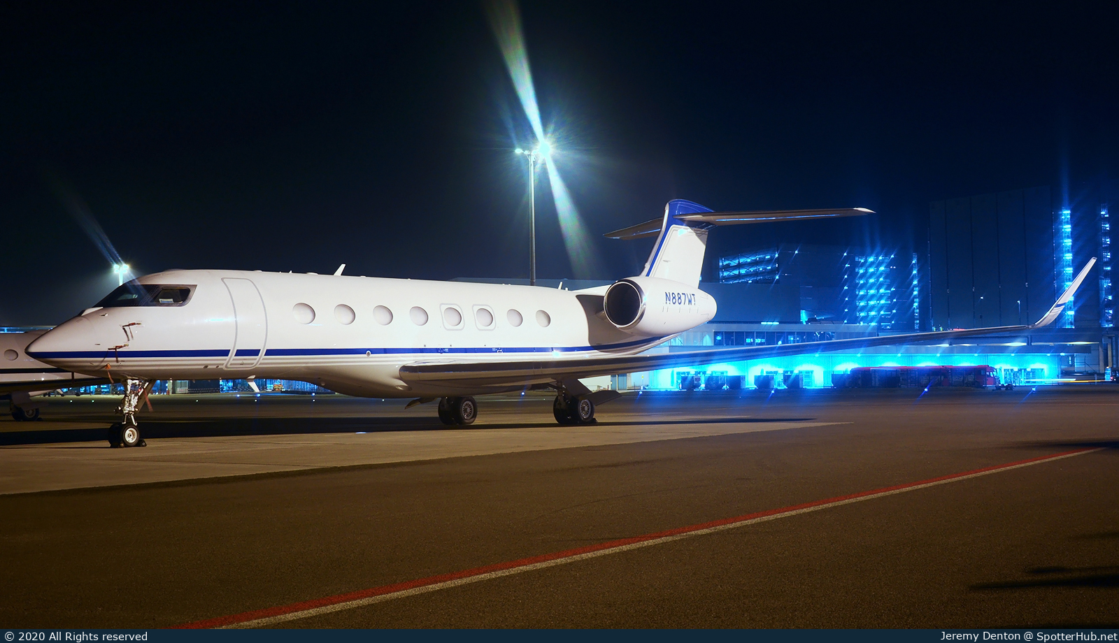 Photo of N887WT - Gulfstream G650 operated by Qualcomm